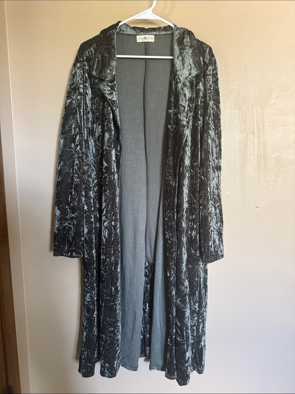 NATURAL LIFE Crushed Velvet Long Duster- Black